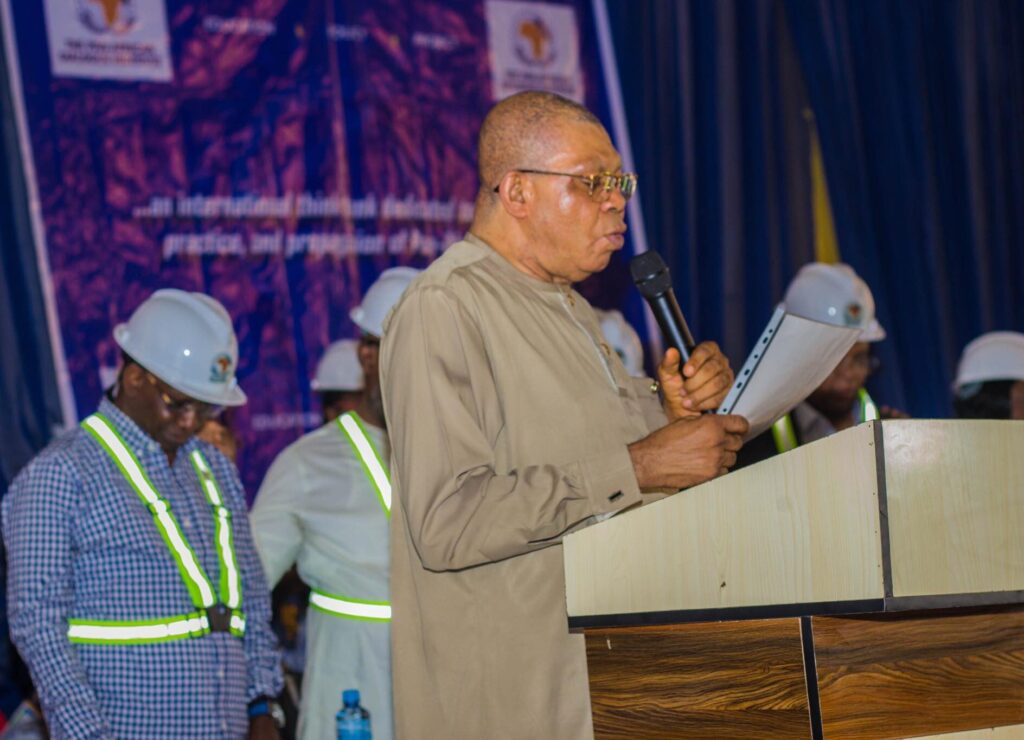 571822189_804224772363342_5557049241595419283_n