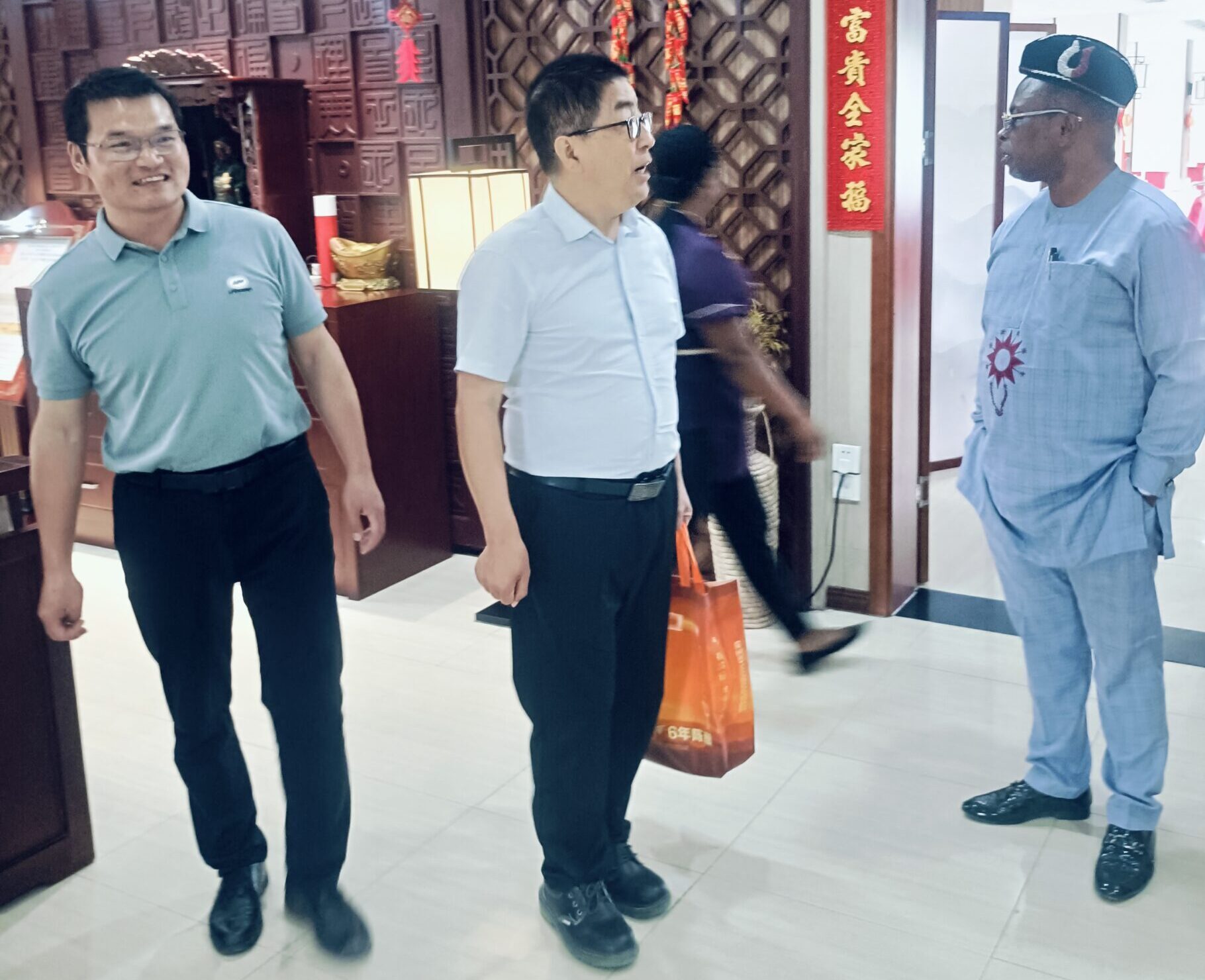 TPADI President with Contractors